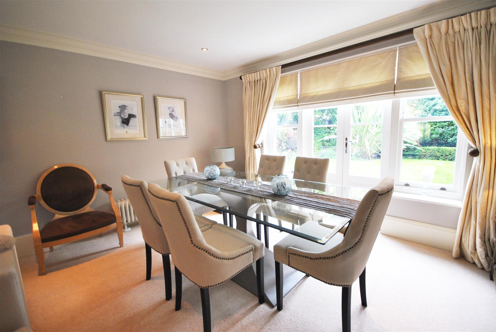 4 Bedrooms, House - Detached
